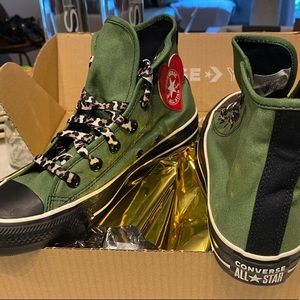 One of a kind (customized) Converse by yours truly - ME. Size: W. 6.5 / M. 4.5